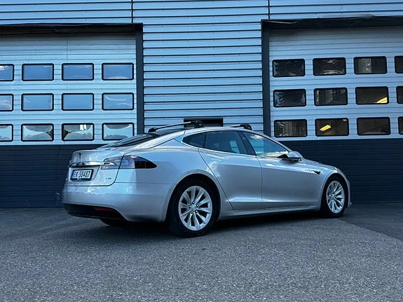 Tesla Model S 2017 photo 4
