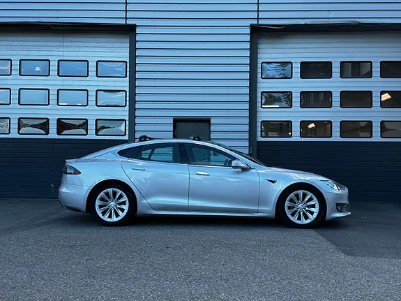 Tesla Model S 2017 photo 5
