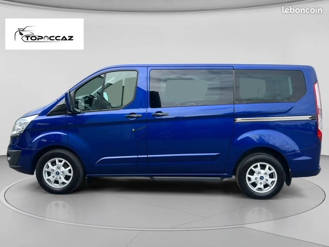 Ford Tourneo Custom 2015 photo 2
