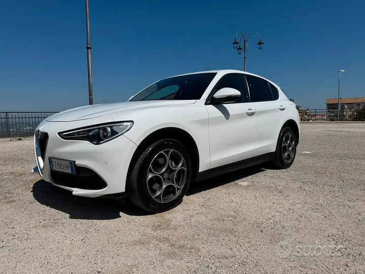 Alfa Romeo Stelvio 2019 photo 2