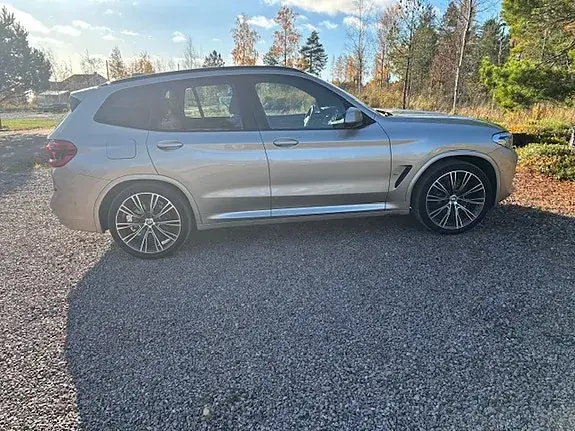 BMW X3 2021 photo 2