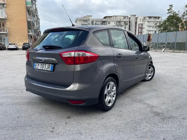 Ford C-Max 2015 photo 5