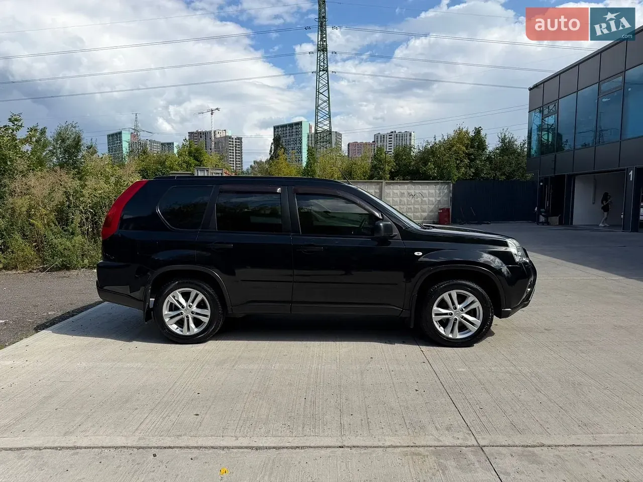 Nissan X-Trail 2011 photo 3