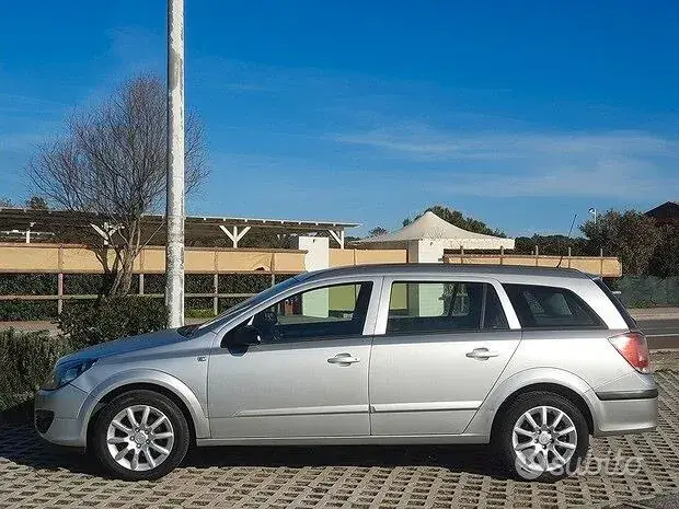 Opel Astra 2006 photo 3