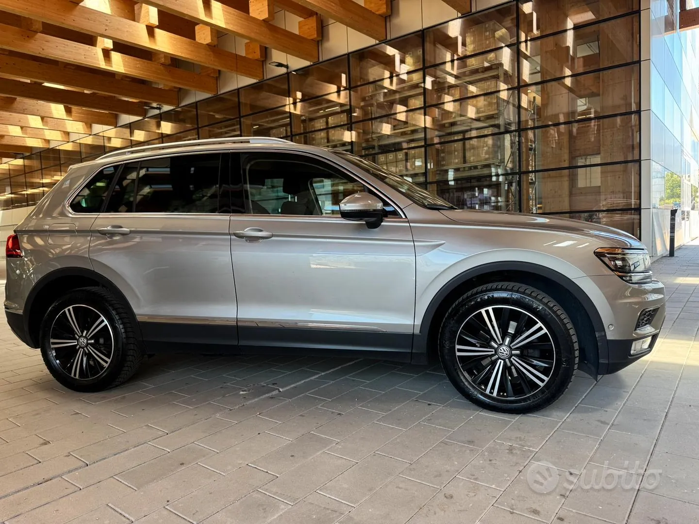 Volkswagen Tiguan 2016 photo 2