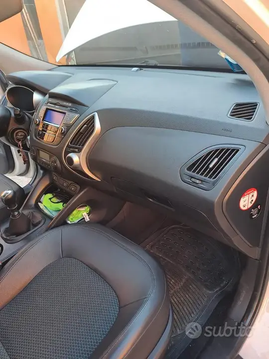 Hyundai Ix35 2012 photo 3