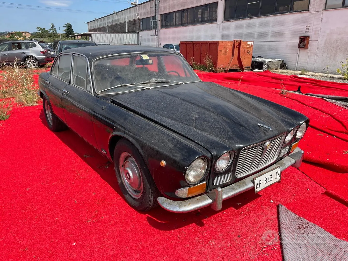 Jaguar Xj6 1971 photo 3