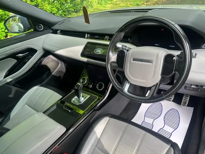 Land Rover Range Rover Evoque 2019 photo 2