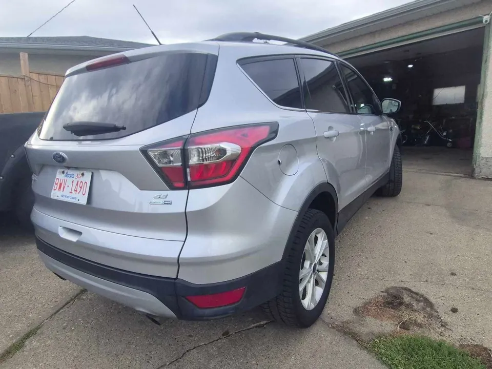 Ford Escape 2017 photo 3