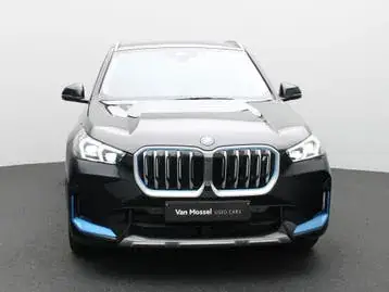 BMW Ix1 2023 photo 3
