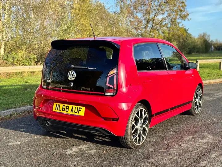 Volkswagen Up 2018 photo 5