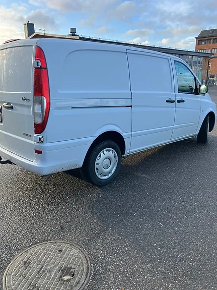 Mercedes-Benz Vito 113 2012 photo 3