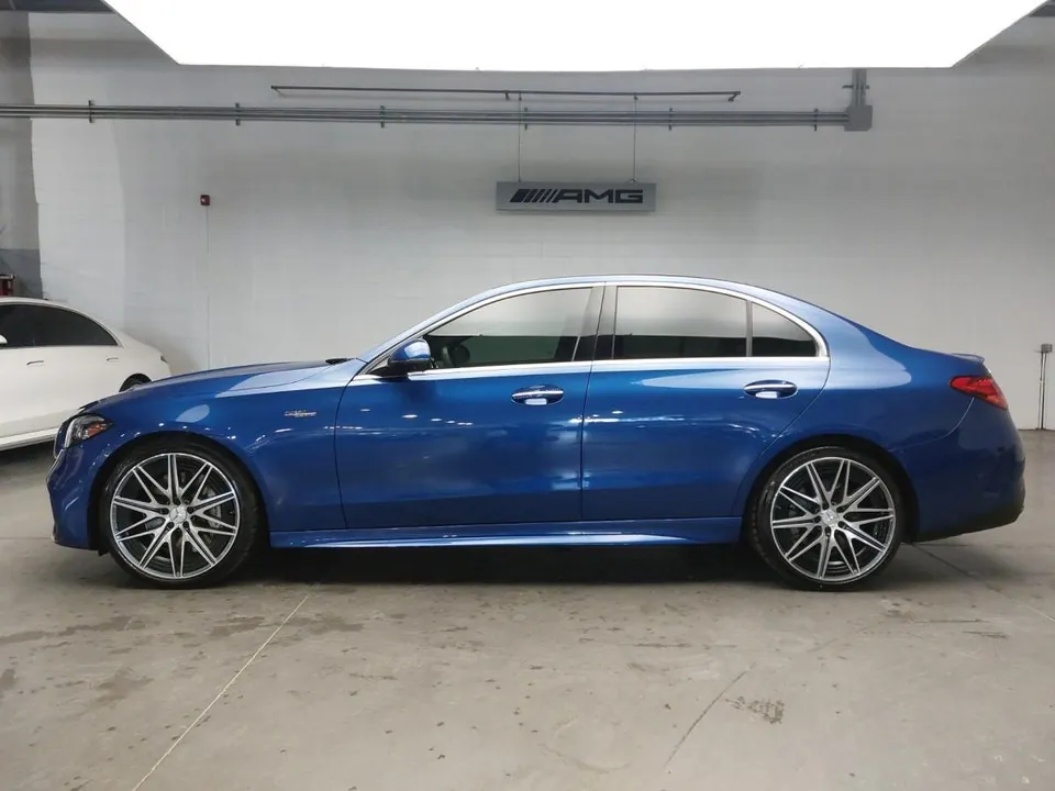 Mercedes-Benz C-Class 2023 photo 4