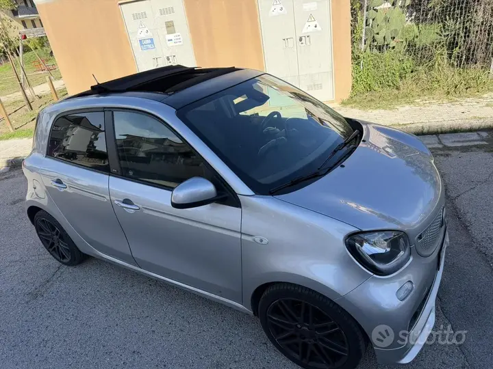Smart Forfour 2018 photo 2