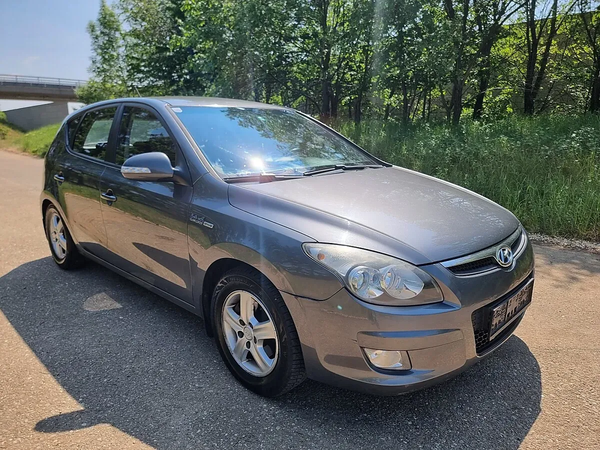 Hyundai I30 2010 photo 4