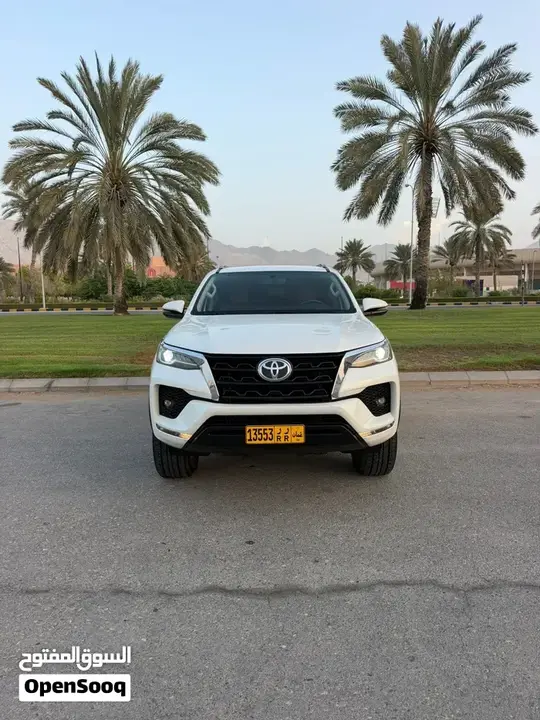 Toyota Fortuner 2021 photo 2