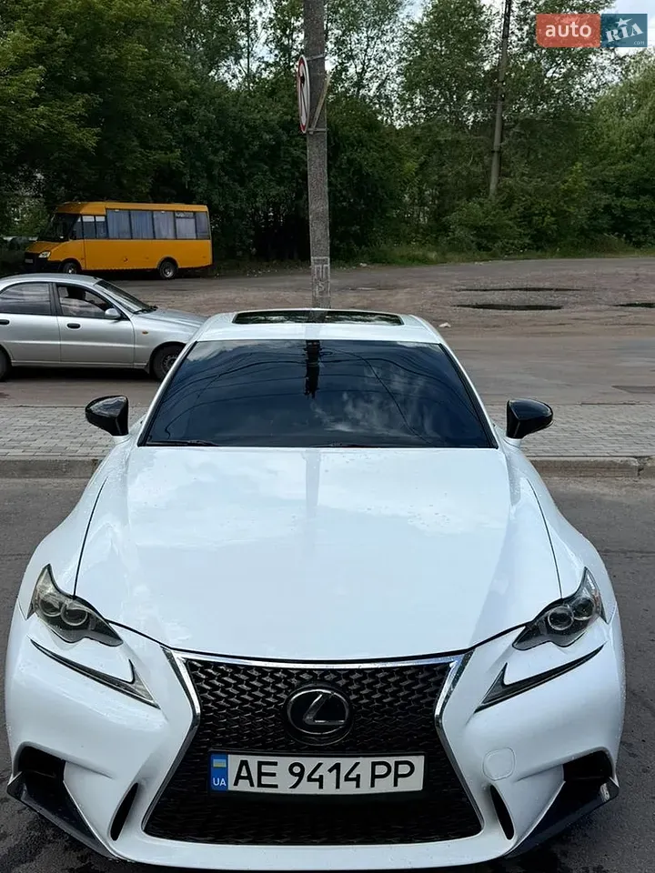 Lexus Is