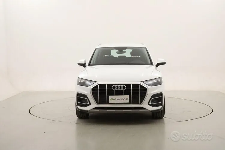 Audi Q5 2022 photo 2