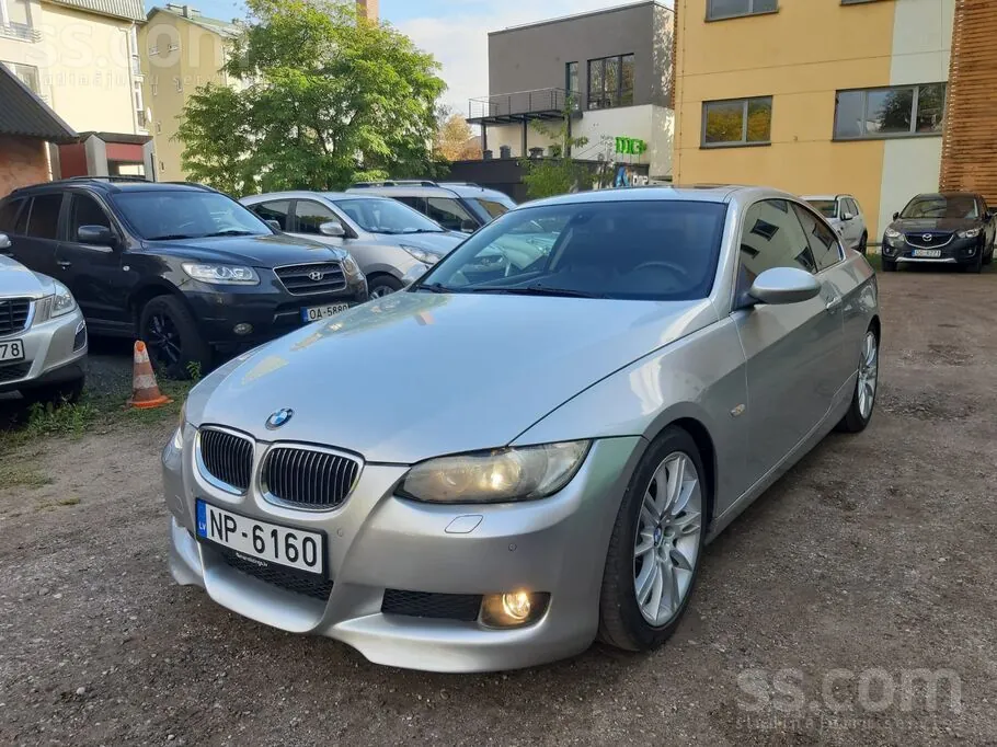 BMW 330 2007 photo 3