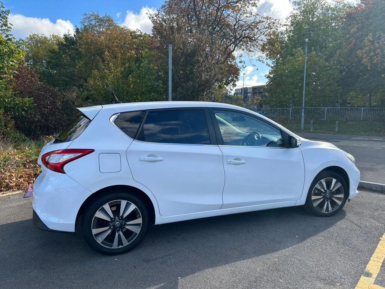 Nissan Pulsar 2015 photo 4