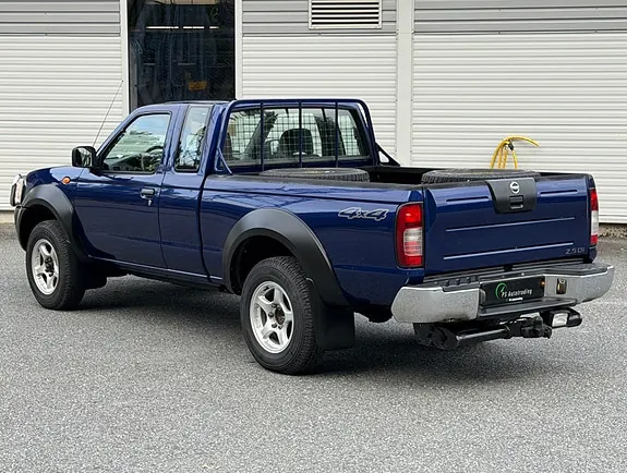 Nissan Np300 2006 photo 5