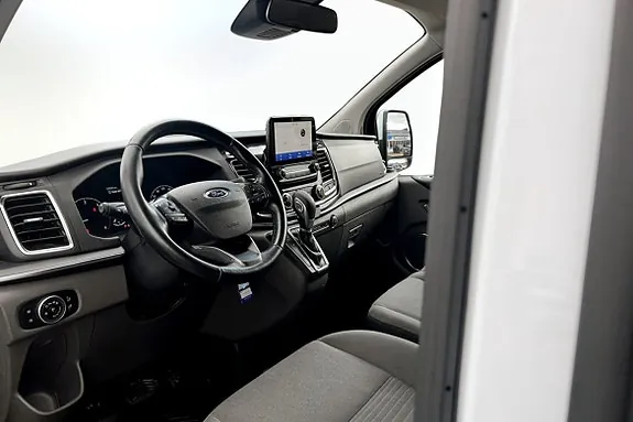 Ford Custom Tourneo 2021 photo 4
