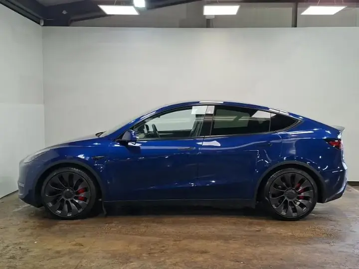 Tesla Model Y 2022 photo 4