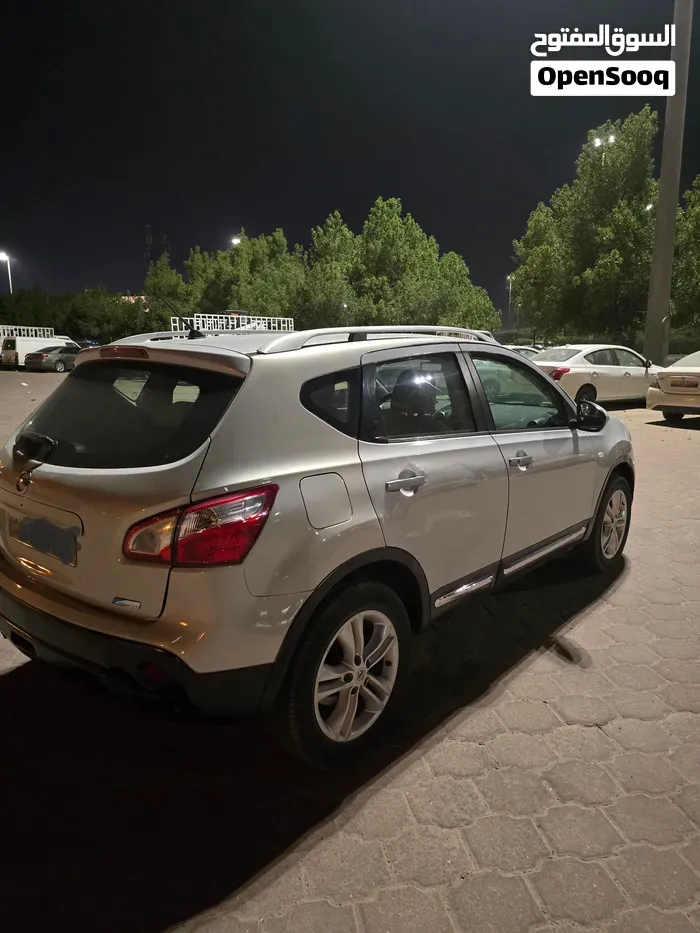 Nissan Qashqai 2011 photo 3