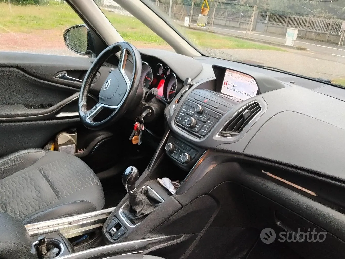 Opel Zafira 2013 photo 4