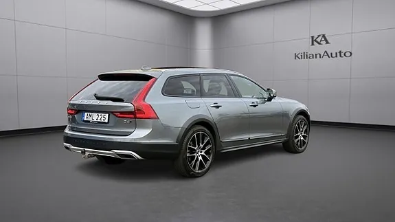 Volvo V90 Cross Country 2019 photo 4