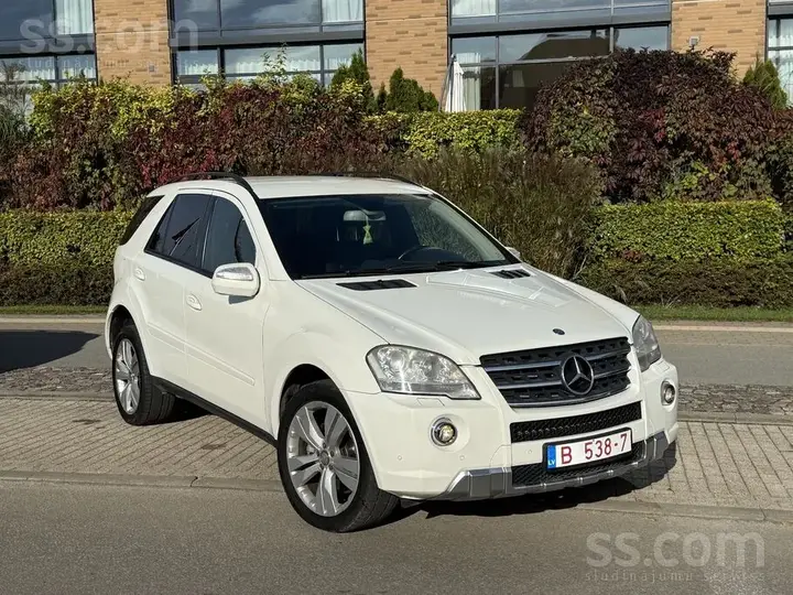 Mercedes-Benz Ml350 2010 photo 2