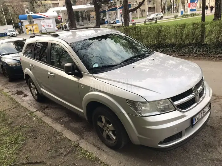 Dodge Journey 2008 photo 2