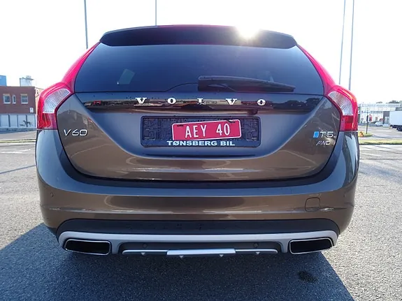Volvo V60 Cross Country 2017 photo 5