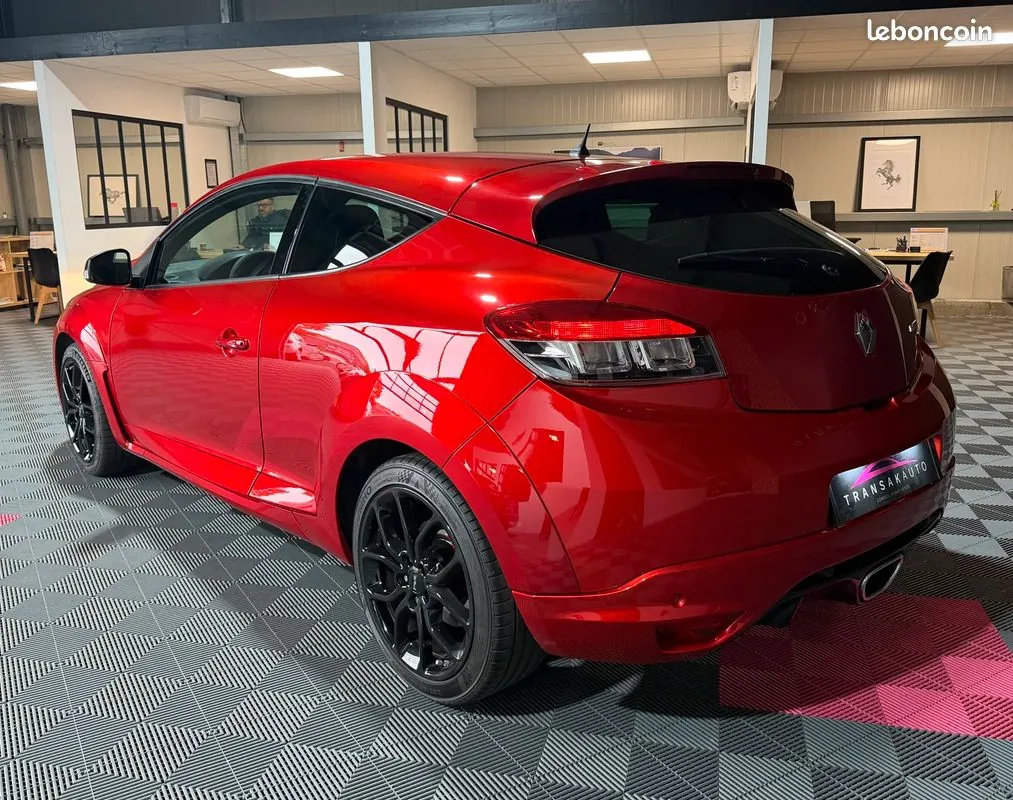 Renault Megane 2015 photo 3