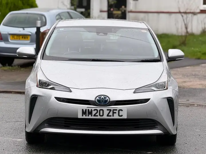 Toyota Prius 2020 photo 3