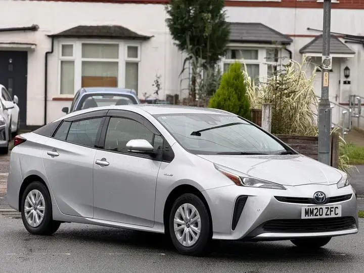 Toyota Prius 2020 photo 4