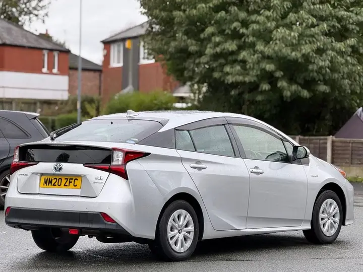 Toyota Prius 2020 photo 5