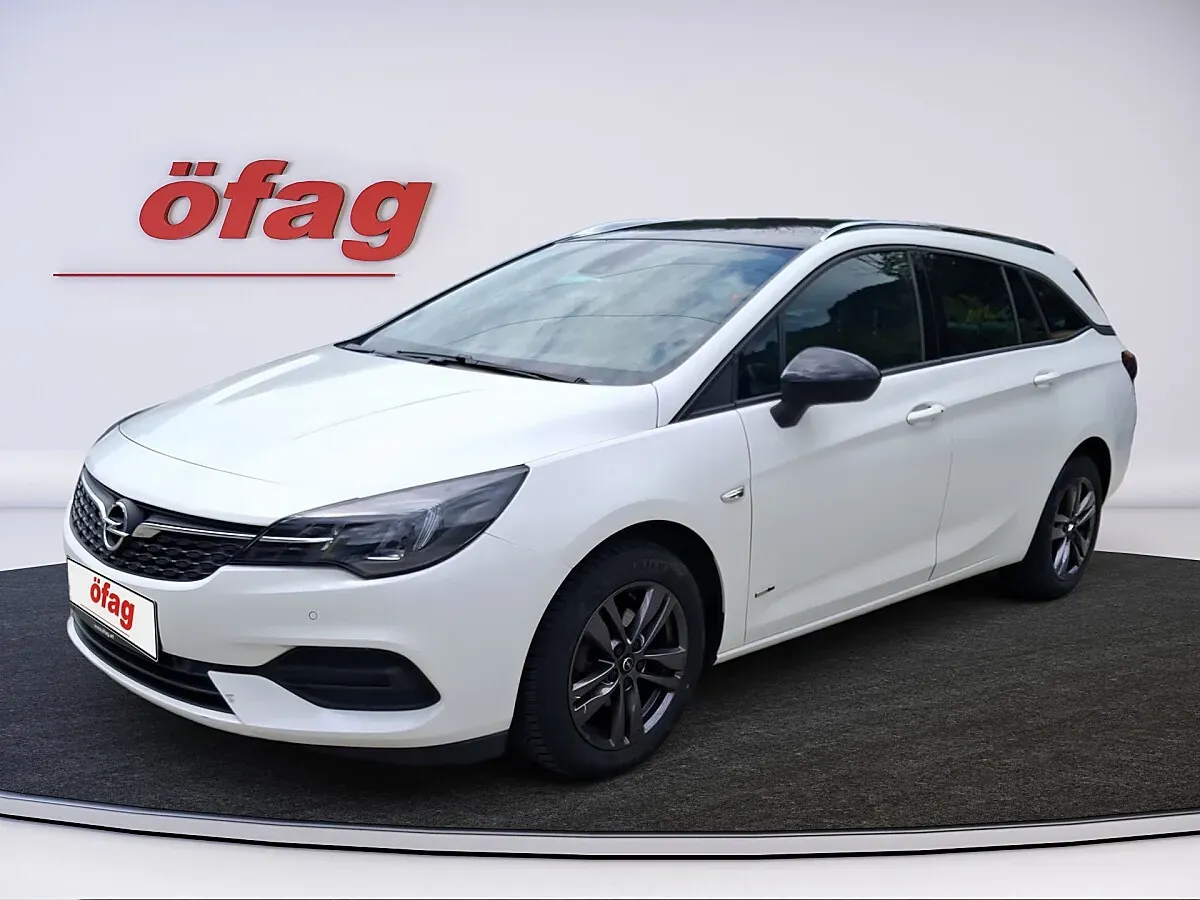 Opel Astra 2022 photo 2