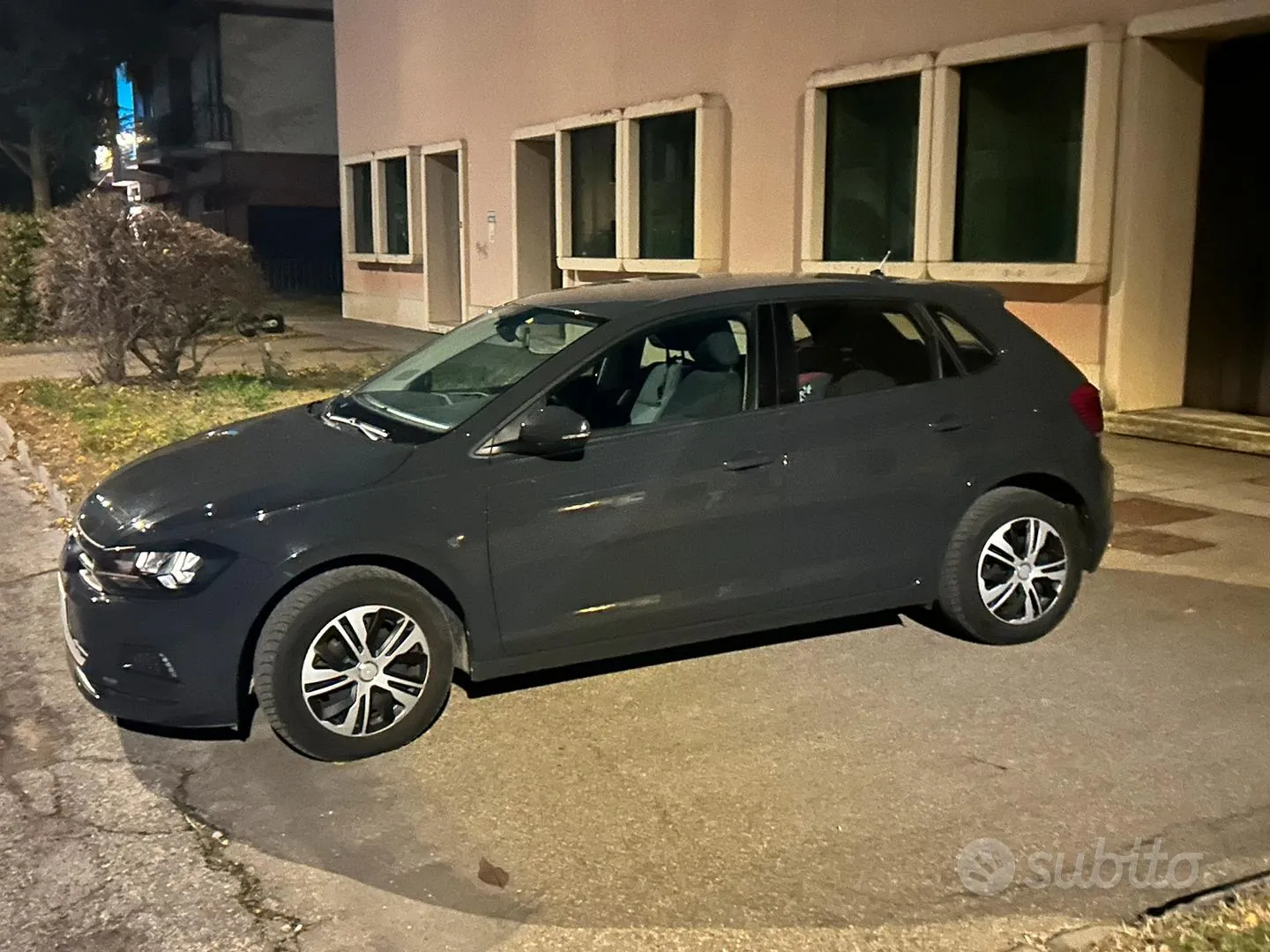 Volkswagen Polo 2018 photo 2
