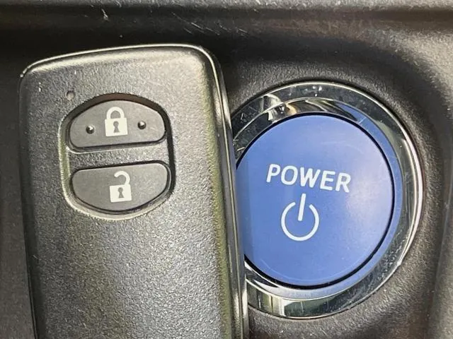 Toyota Aqua S 2012 photo 5