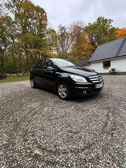 Mercedes-Benz B170 2009 photo 2