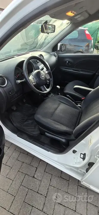 Nissan Micra 2011 photo 5