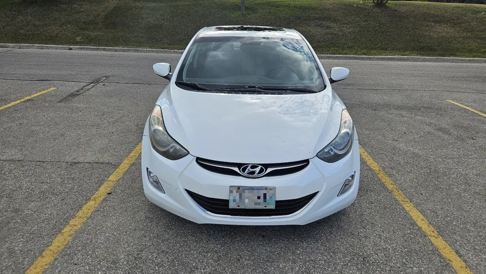Hyundai Elantra 2013 photo 2