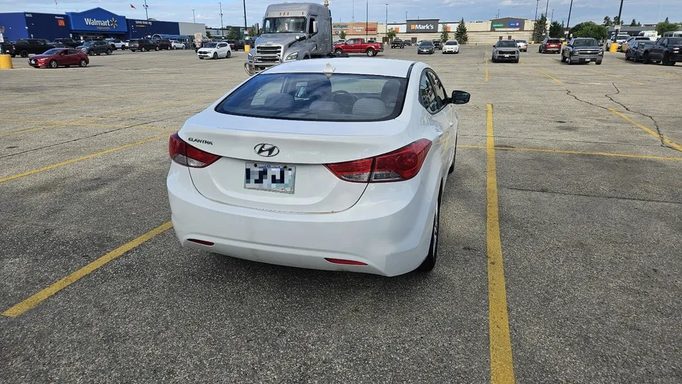 Hyundai Elantra 2013 photo 4