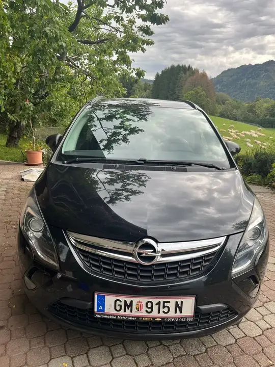 Opel Zafira Tourer
