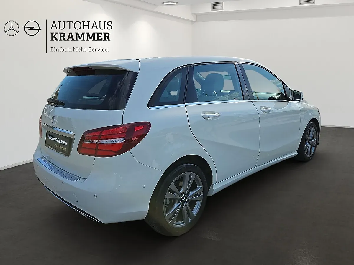 Mercedes-Benz B-Class 2017 photo 3