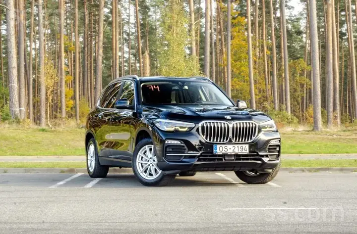 BMW X5 2021 photo 2