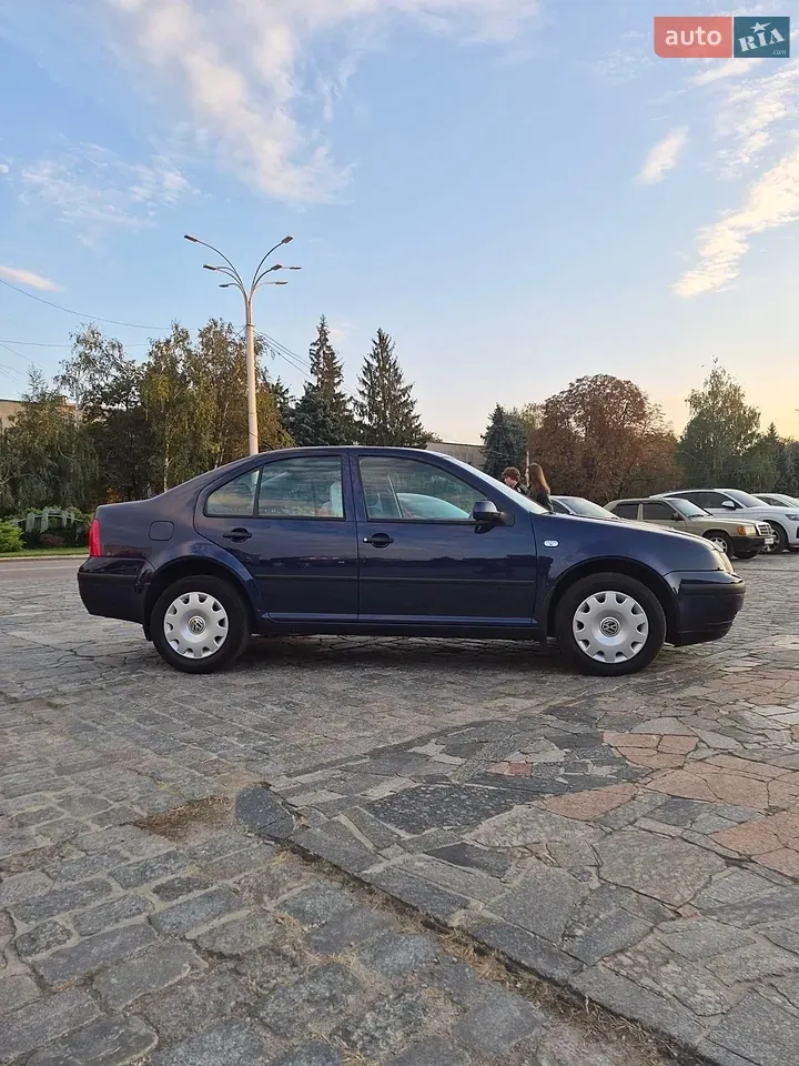 Volkswagen Bora 2003 photo 4