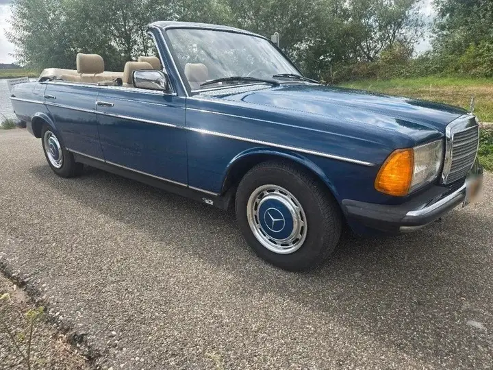 Mercedes-Benz 200
