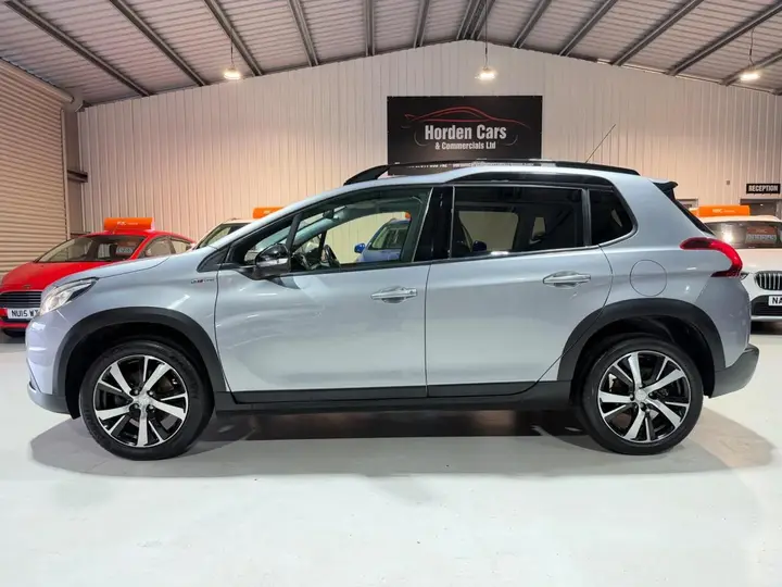 Peugeot 2008 2017 photo 2